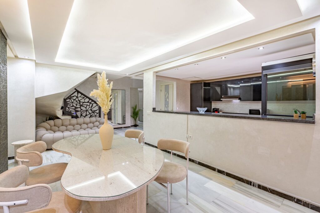 Duplex 2 chambres Gueliz 120m25